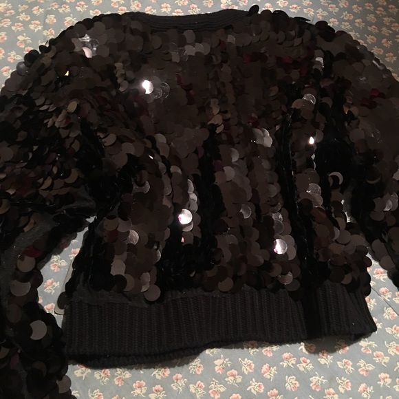 F21 Evening Wear Sweater. Brand New with Tags. To fit up to bellybutto        B3 - Picture 4 of 8